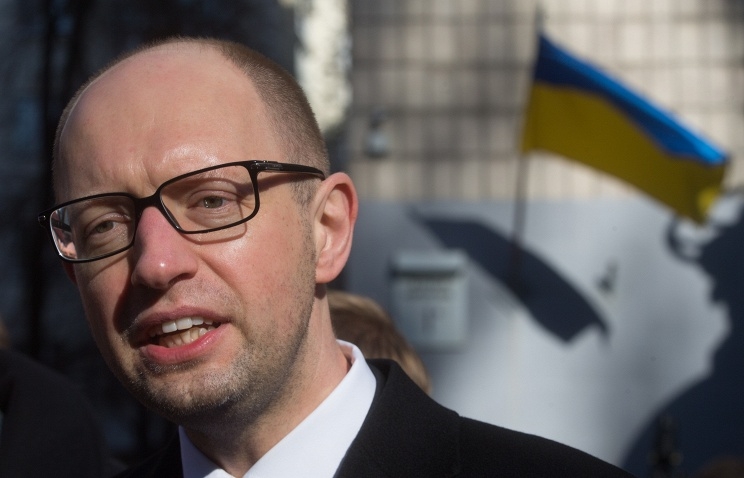 Яценюк: иностранная помощь Украине составила $8,6 млрд