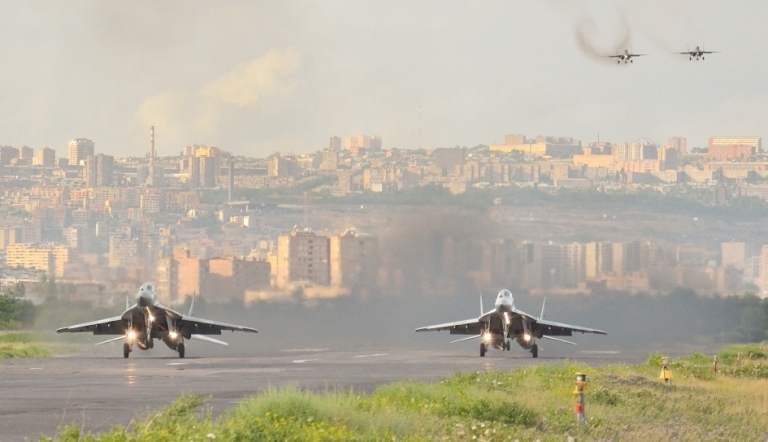 Летчики ЮВО в Армении 
повысили интенсивность боевой подготовки на 20%
