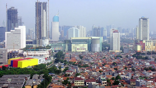 Индонезийские чиновники будут есть местную еду для сокращения расходов