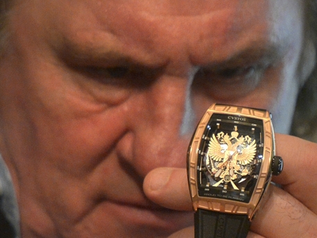 Жерар Депардье презентовал в Москве собственную коллекцию часов