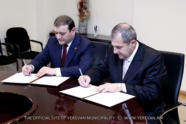 Мэрия Еревана и Национальное бюро экспертиз подписали меморандум о 
сотрудничестве