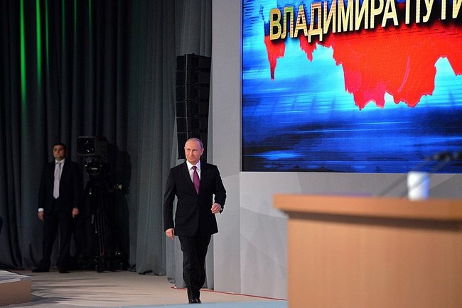Большая пресс-конференция Путина продолжалась на час меньше, чем год назад
