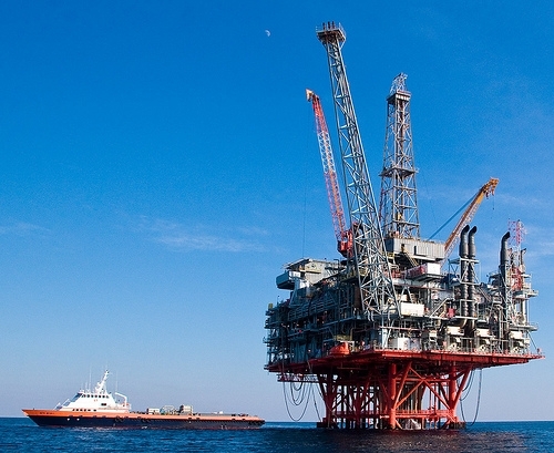 Британские эксперты: нефтяная промышленность королевства находится на грани 
коллапса
