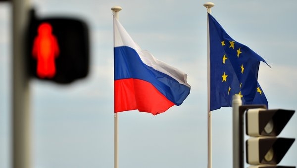 Europeans face export losses as sanctions bite Russian Ruble: WSJ