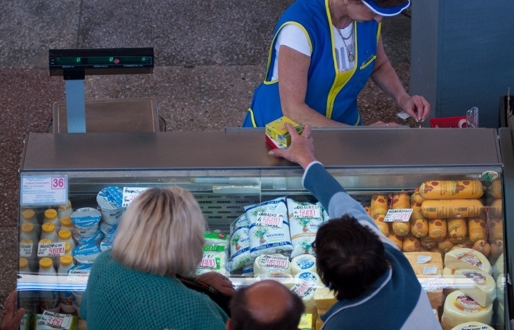 Белоруссия будет фиксировать цены на экспортируемое в РФ продовольствие в 
долларах