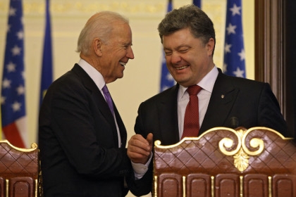 Порошенко поблагодарил США за экономическую блокаду Крыма