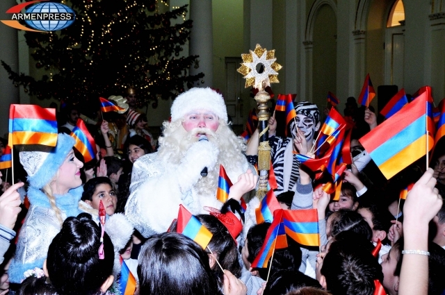 Schoolchildren hosted at Armenian President's Office
