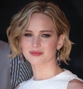 Jennifer Lawrence named top-grossing actor of 2014