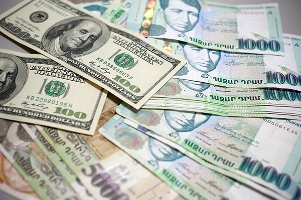 Central Bank sells USD 2 million at rate of AMD 468.08