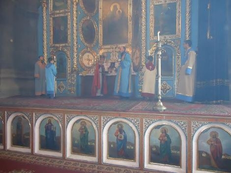 Գյումրու Սբ. Աստվածածին եկեղեցում Ավետիսյանների հոգիների հանգստության 
համար մատուցվեց պատարագ