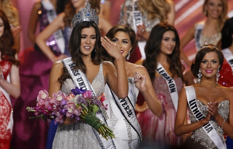 Miss Colombia Paulina Vega named Miss Universe 2015