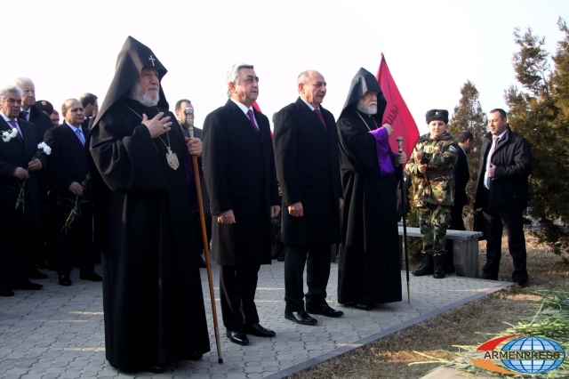 Armenian and Karabakh presidents visit military pantheon