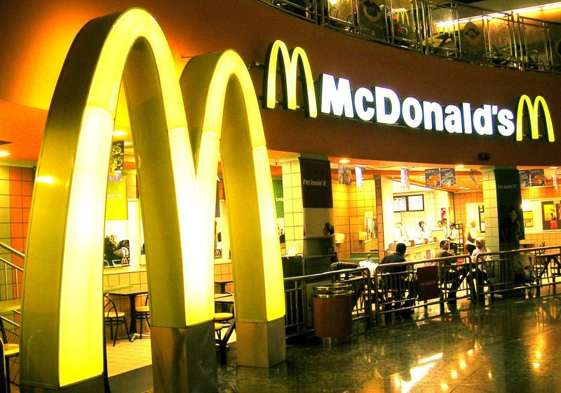 McDonald's в 2015 году планирует инвестировать в России 6 млрд руб