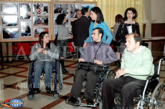Հայաստանյան 29  բուհից միայն մեկն է ֆիզիկապես հասանելի հենաշարժողական 
խնդիրներ ունեցող անձանց համար