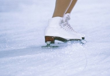 Armenian figure skater in World Youth Championship
