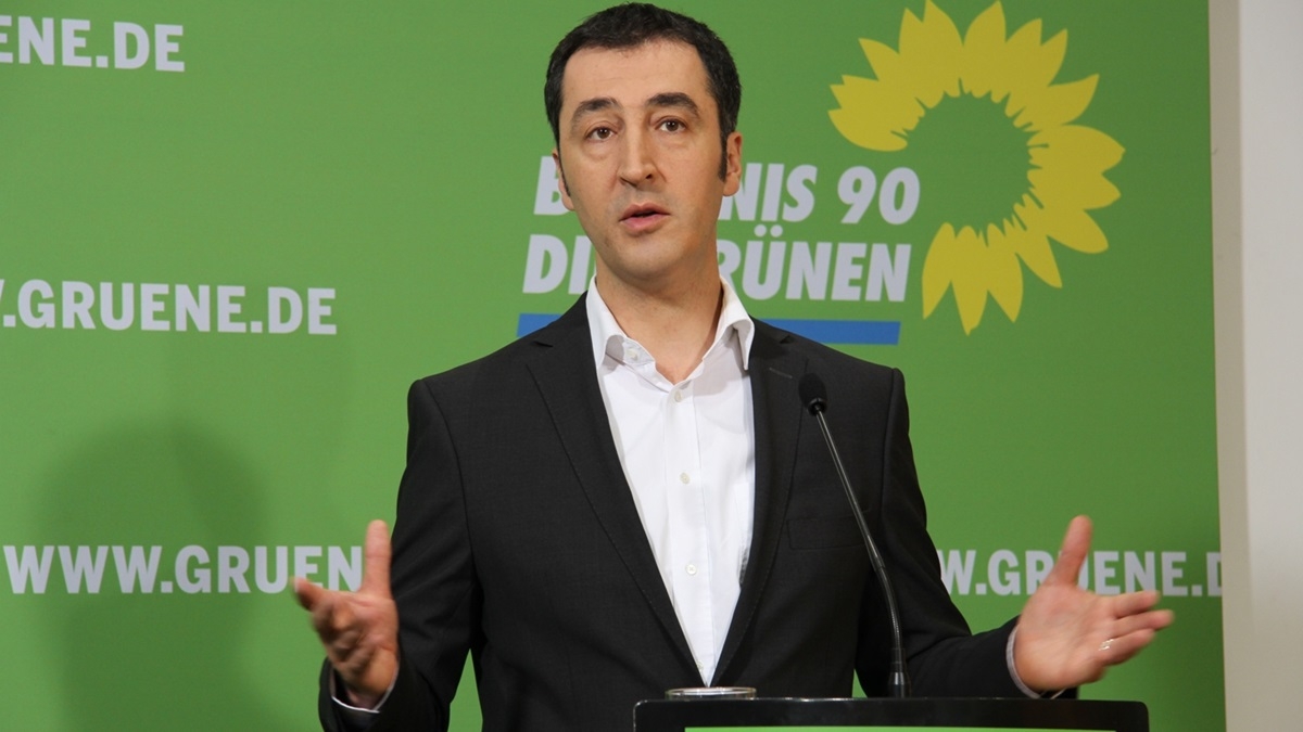 Turkish MP of Bundestag calls on Germany to recognize the Armenian Genocide
