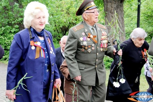 Armenia's Government doubles monthly fee of honor for Patriotic War veterans