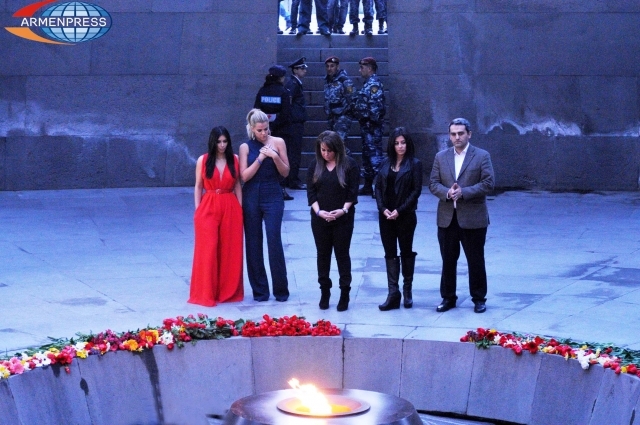 The Kardashians paid tribute to Armenian Genocide victims at Tsitsernakaberd (updated)