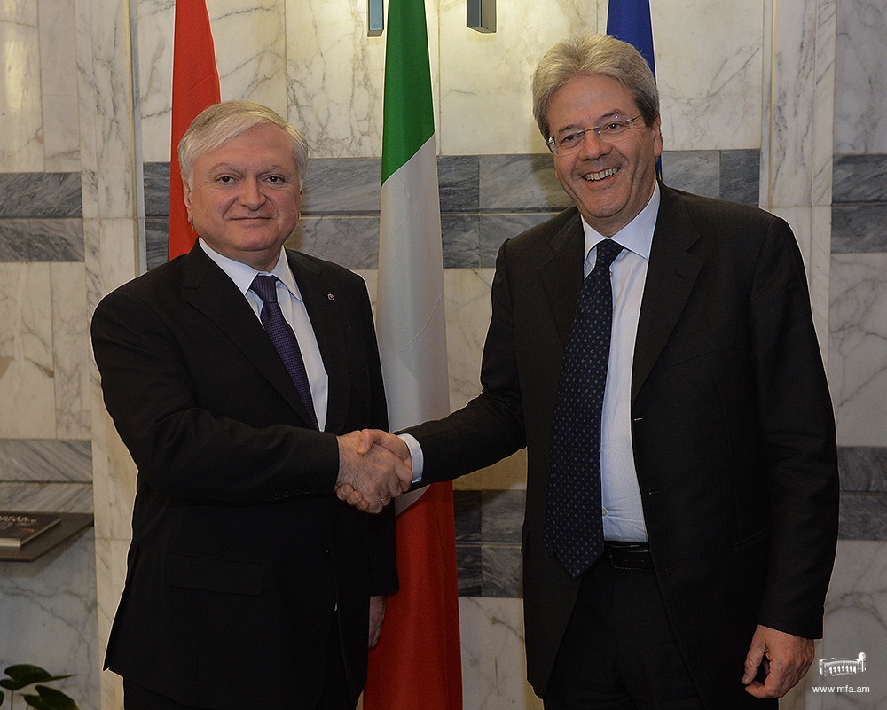 Armenia's FM meets with Italy's Foreign Minister
