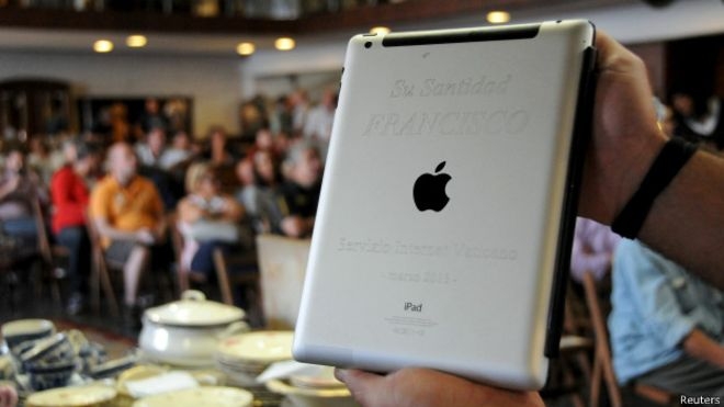 Հռոմի Ֆրանցիսկոս պապի iPad-ը աճուրդում վաճառվել է գրեթե 40 հազար դոլարով