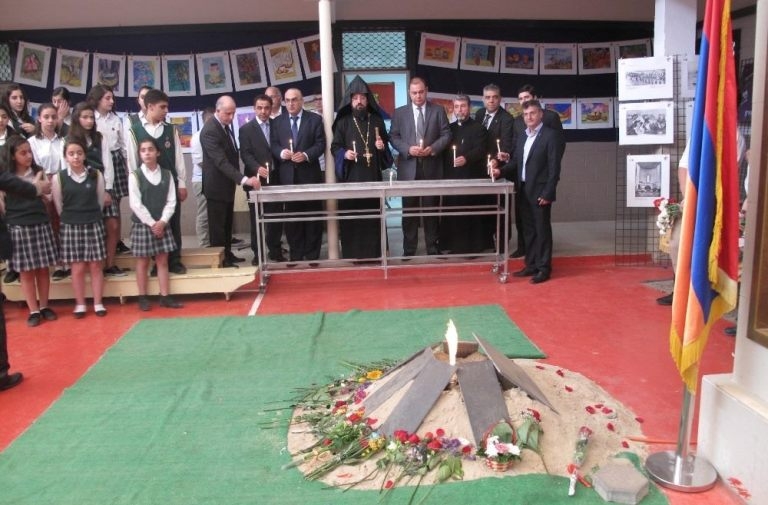 Event dedicated to Centennial of Armenian Genocide held at the National Armenian 
School of Kuwait
