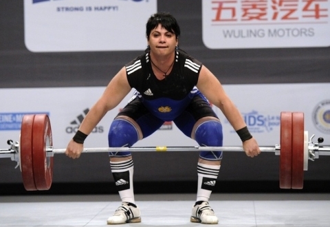 Hripsime Khurshudyan wins 4th place at European Weightlifting Championships