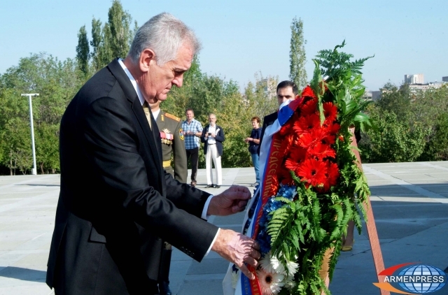 24-го апреля в Ереване будет президент Сербии