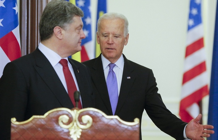 Порошенко и Байден обсудили предоставление Украине дополнительной военной 
помощи