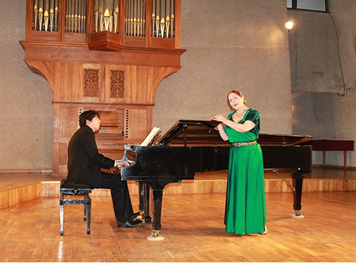 Japanese pianist Takahiro Akiba gives concert in Yerevan