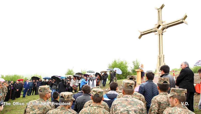 Karabakh President attends opening of cross-monument commemorating Armenian 
Genocide
