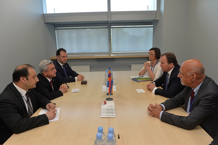 Президент Армении встретился в Риге с премьер-министром Швеции Стефаном Леве