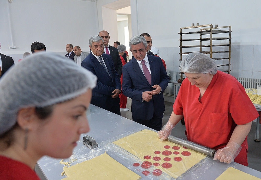 Armenian President pays working visits to Aragatsotn and Shirak Provinces
