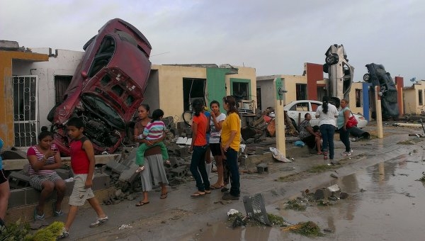 Число раненых в результате торнадо в Мексике превысило 200 человек