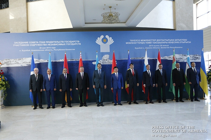Armenia’s PM takes part in session of CIS Council of Heads of Governments