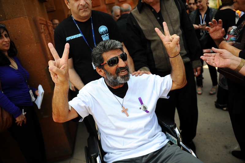 Армянин из Глендейла вышел из 55-дневной голодовки