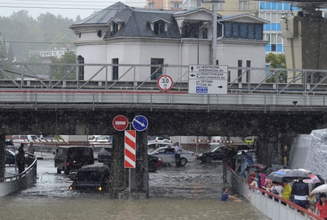 Наводнение в Сочи: эвакуация в городе уже началась