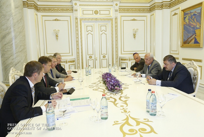 В правительстве Армении состоялось обсуждение относительно хода и 
развития армяно-российского сотрудничества в сфере энергетики 
