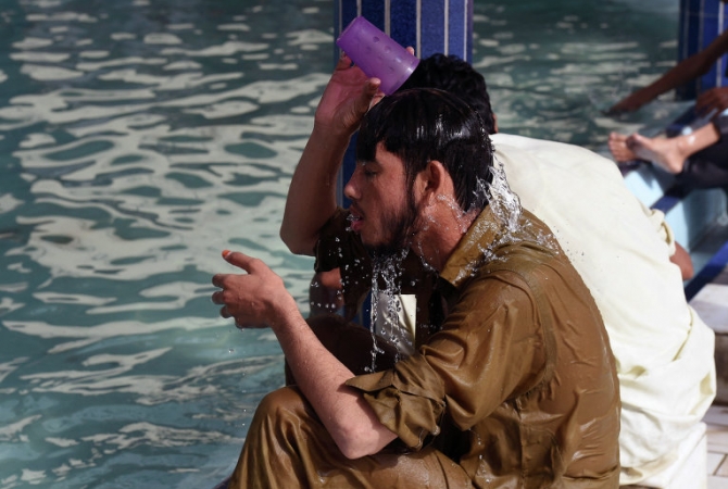 Pakistan heatwave takes over 1,300 lives