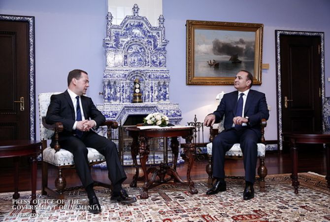 Медведев и премьер Армении обсудят взаимодействие в рамках ЕАЭС