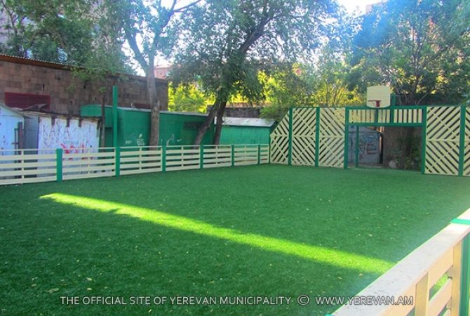 В 2015-ом году в Ереване построят  12 мини футбольных полей