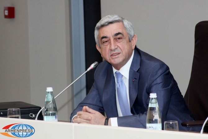 От вас зависит, какова будет в  будущем роль Армении в мире – президент  РА 
встретился с представителями фонда «Луйс»