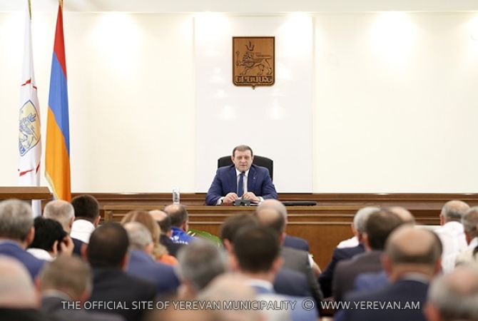Taron Margaryan assigns to be more attentive to waste management issue