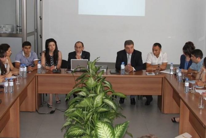 Deputy Minister of Foreign Affairs of Armenia, received participants of “Spyurk” summer school