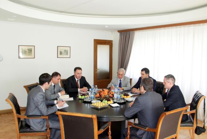 Minister Karen Chshmaritian receives Ambassador of Belarus to Armenia