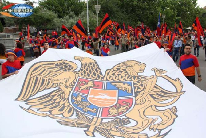 Опубликован предварительный вариант всех глав новой Конституции Армении