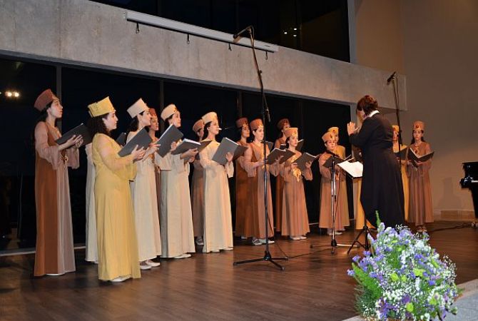  Армянский хор вернулся с наградами с международного конкурса во Флоренции  