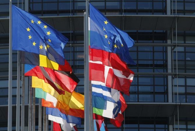  Совет ЕС проведет экстренную встречу для обсуждения последствий эмбарго РФ 