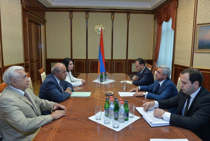 Armenian President meets with representatives of CDUA in the framework of consultations over 
Constitutional reforms