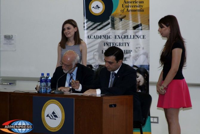 Առողջապահության նախարարությունն ու Հայաստանում ամերիկյան համալսարանը 
ստորագրեցին փոխգործակցության հուշագիր