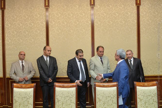 Президент Армении провел встречу с представителями партии «Союз Конституционное 
право»